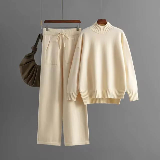 AVA | Timeless Comfort Set